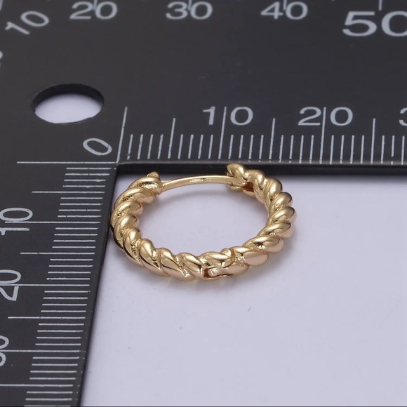 16K Gold Filled Twisted Rope Huggie Hoop Earrings - Picture 2 of 2